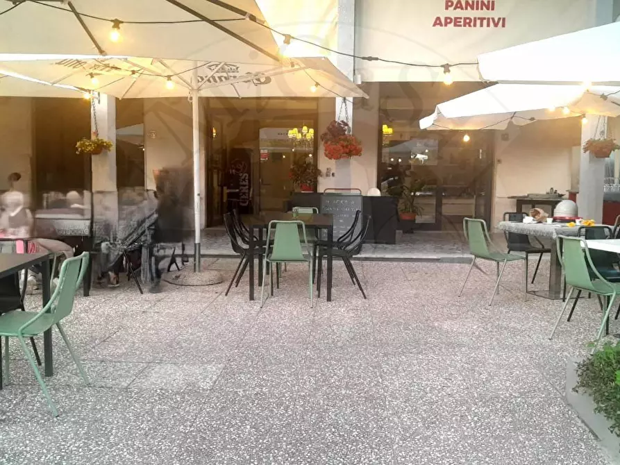 Immagine 7 di Locale commerciale in affitto  a Pisa