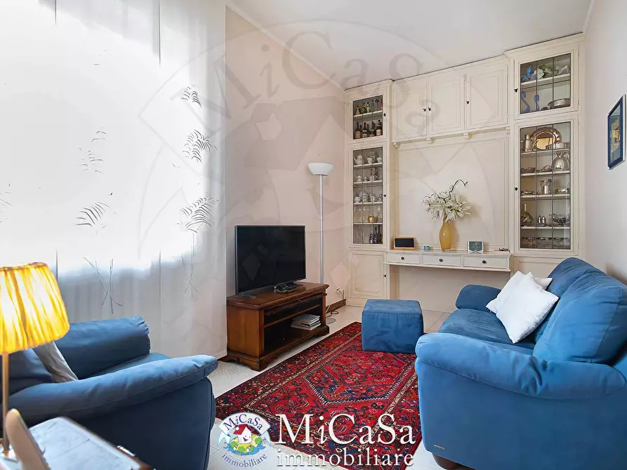 Immagine 12 di Villa in vendita  a Pisa