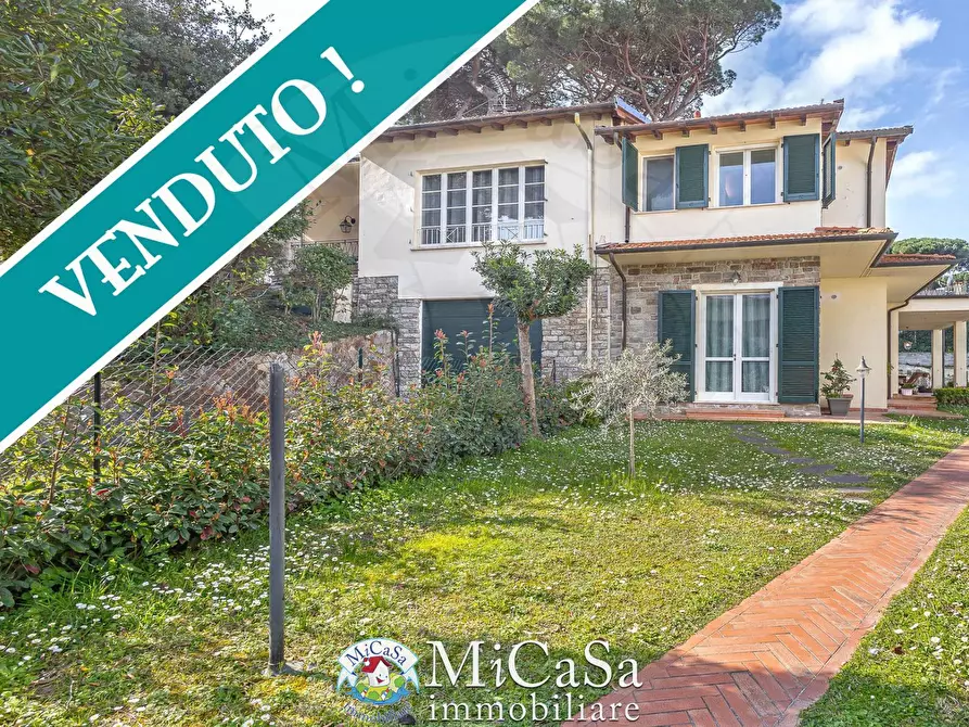 Immagine 1 di Casa semindipendente in vendita  a Pisa