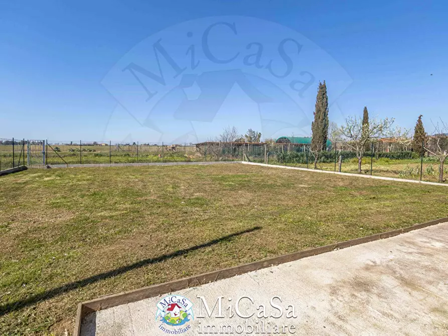 Immagine 32 di Villa in vendita  a Cascina