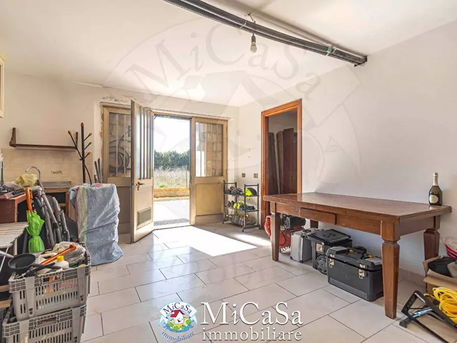 Immagine 28 di Villa in vendita  a Cascina