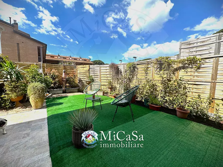 Immagine 14 di Villetta a schiera in vendita  a Pisa