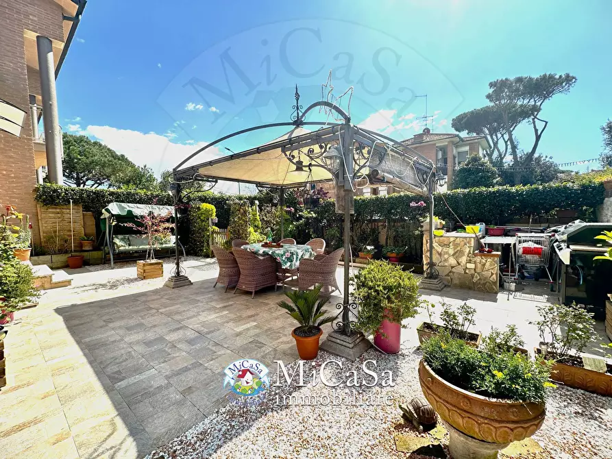 Immagine 8 di Villetta a schiera in vendita  a Pisa