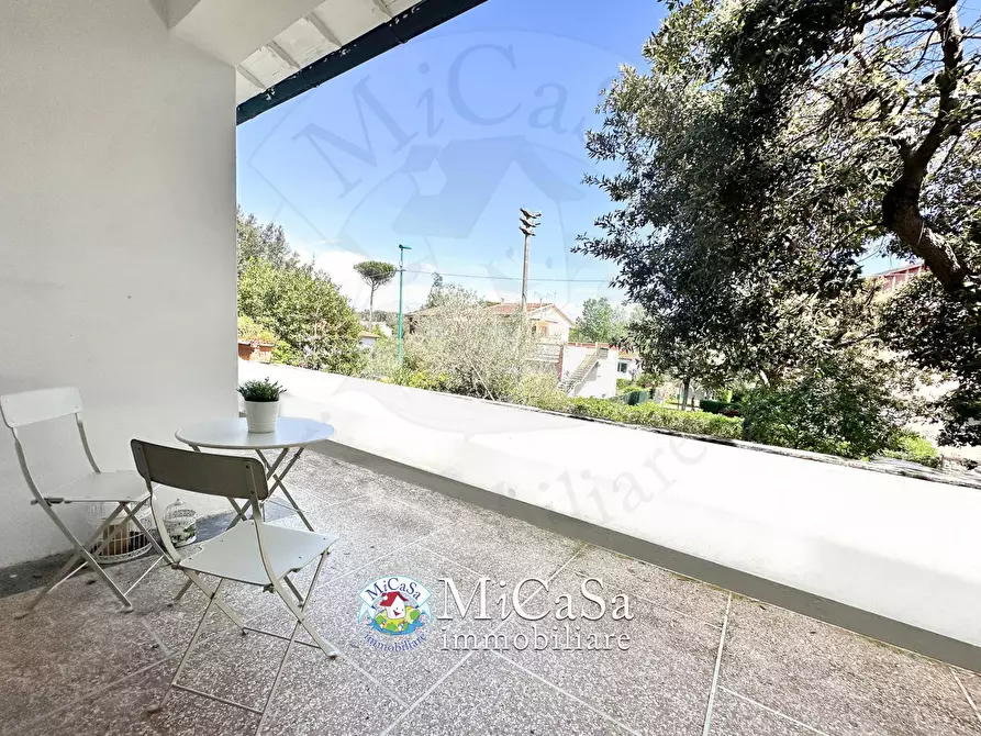 Immagine 9 di Villa in vendita  a Pisa