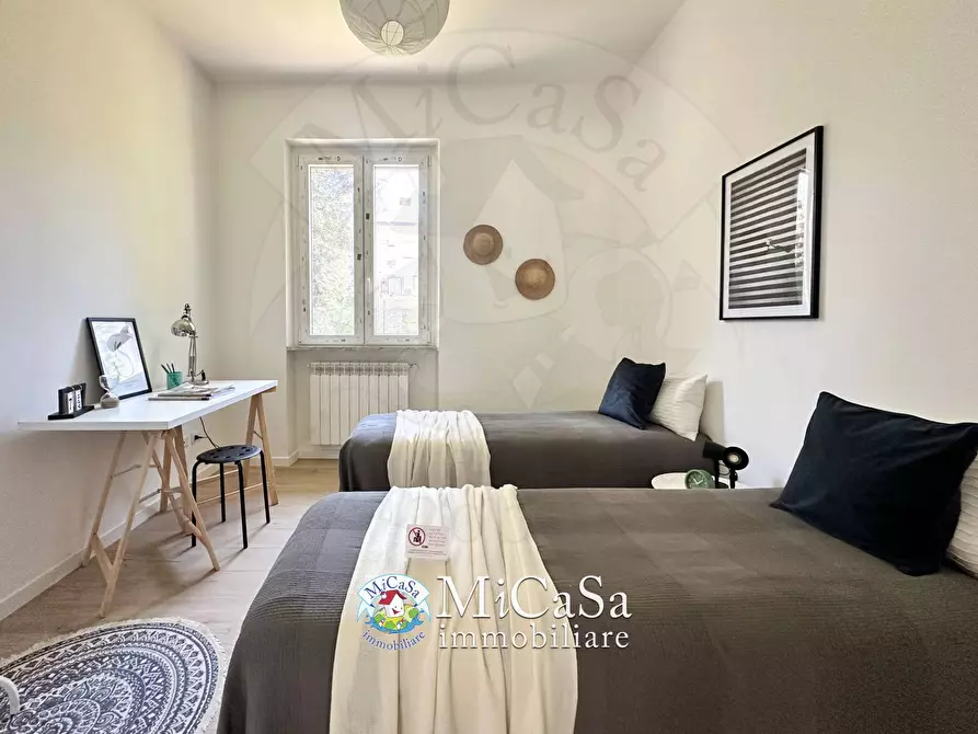 Immagine 21 di Villa in vendita  a Pisa