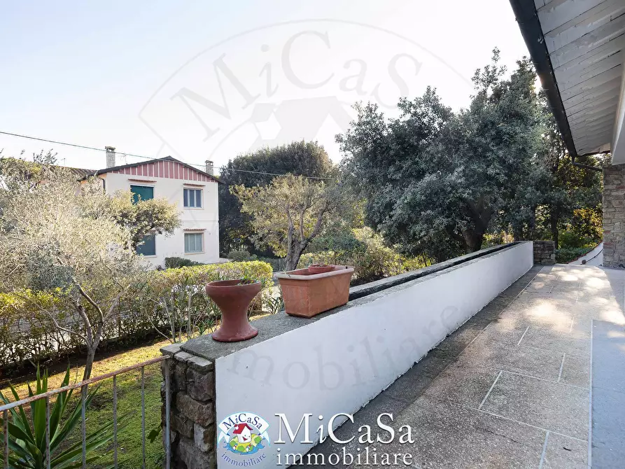 Immagine 36 di Villa in vendita  a Pisa
