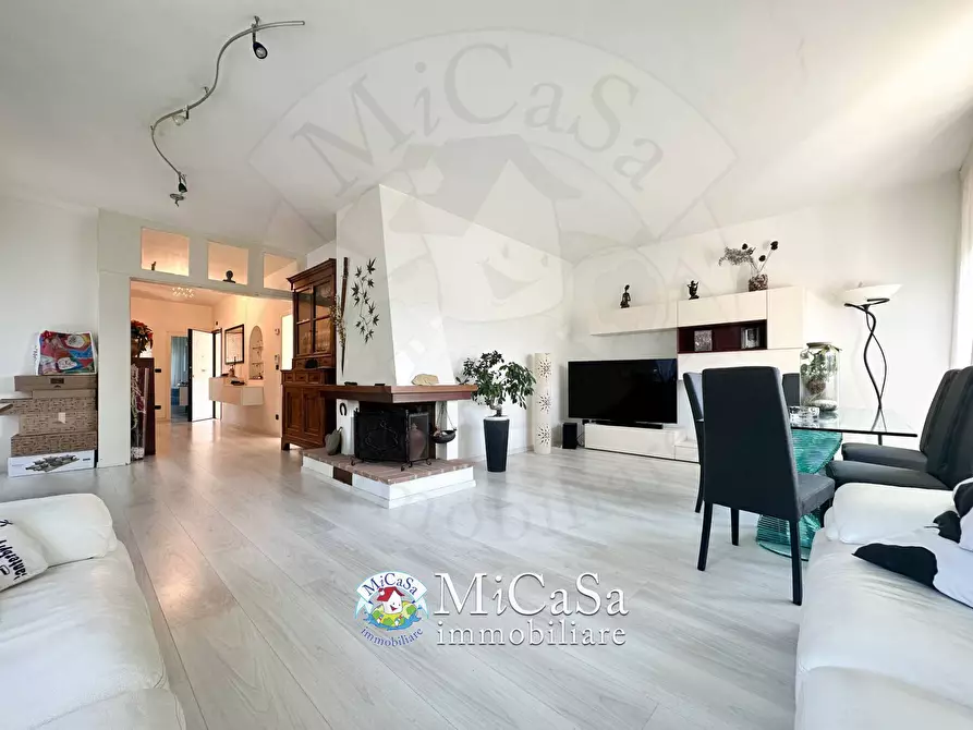 Immagine 3 di Casa bifamiliare in vendita  a Pisa