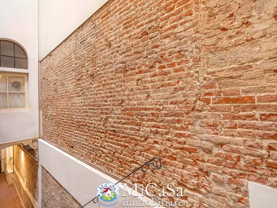 Immagine 22 di Appartamento in vendita  a Pisa