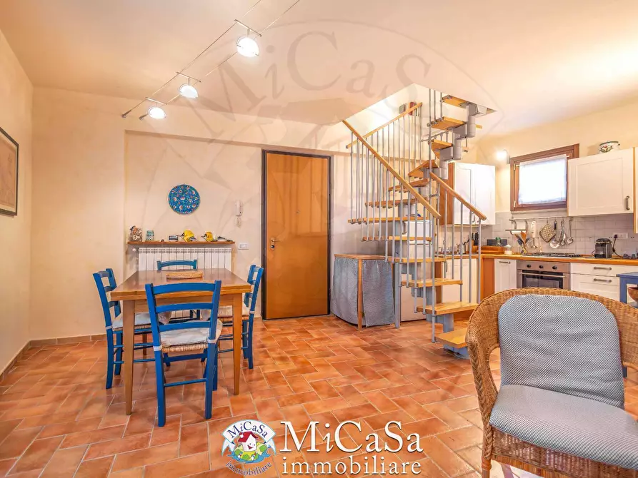 Immagine 10 di Appartamento in vendita  a Pisa