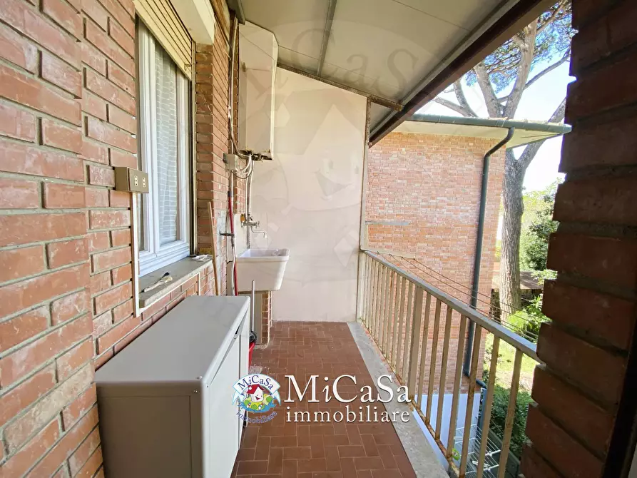 Immagine 22 di Appartamento in affitto  a Pisa