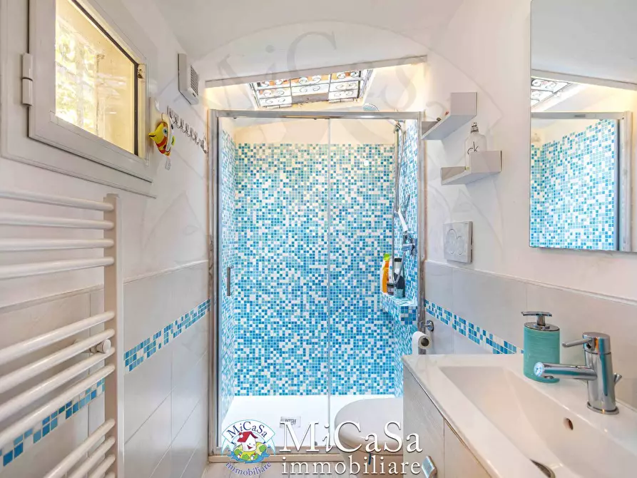 Immagine 14 di Casa bifamiliare in vendita  a Pisa