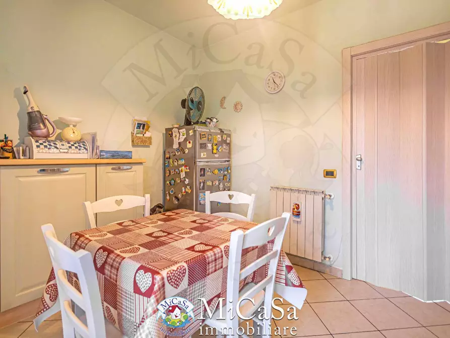 Immagine 12 di Appartamento in vendita  a Pisa