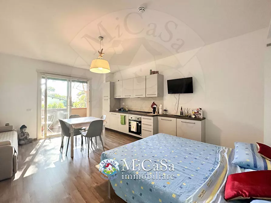 Immagine 10 di Appartamento in vendita  a Pisa