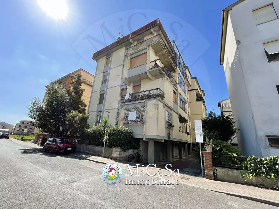 Immagine 19 di Appartamento in vendita  a Pisa