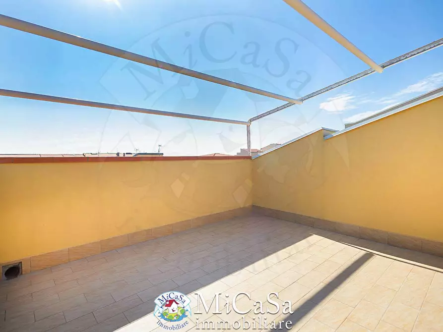 Immagine 24 di Mansarda in vendita  a Pisa