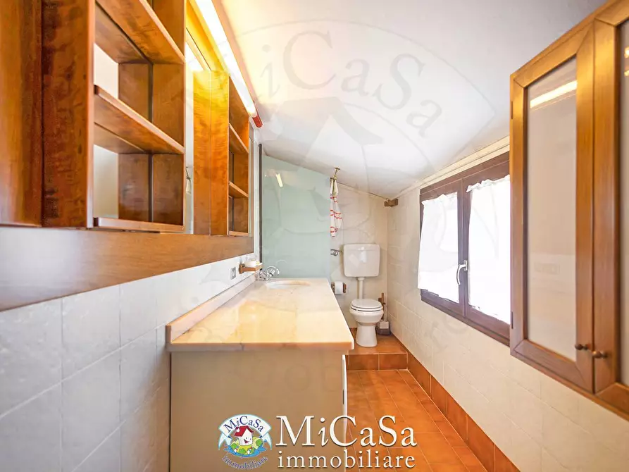 Immagine 25 di Mansarda in vendita  a Pisa