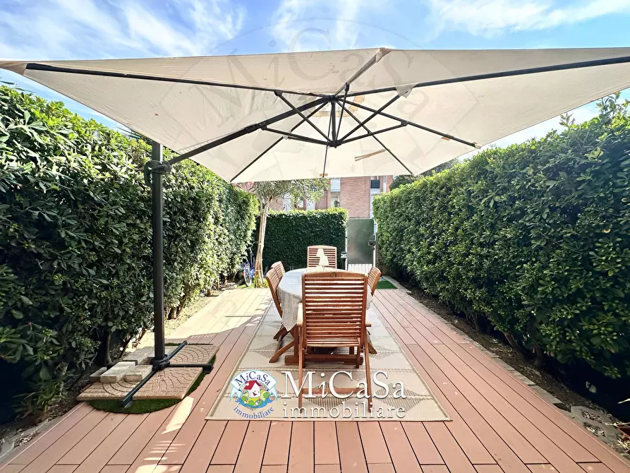 Immagine 22 di Appartamento in vendita  a Pisa