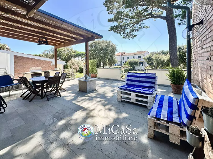 Immagine 8 di Casa bifamiliare in affitto  a Pisa