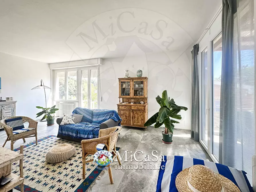 Immagine 13 di Casa bifamiliare in affitto  a Pisa