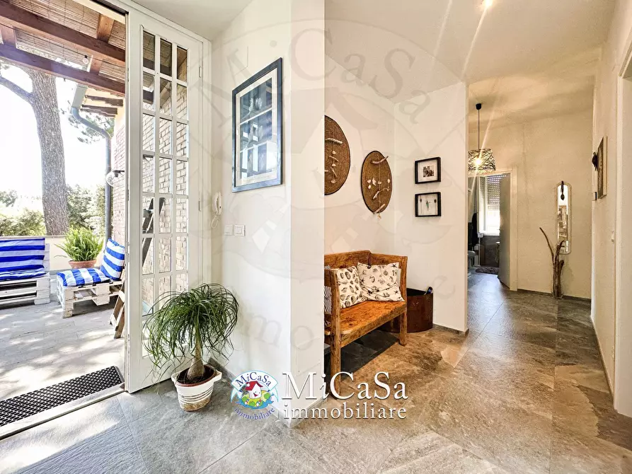 Immagine 17 di Casa bifamiliare in affitto  a Pisa