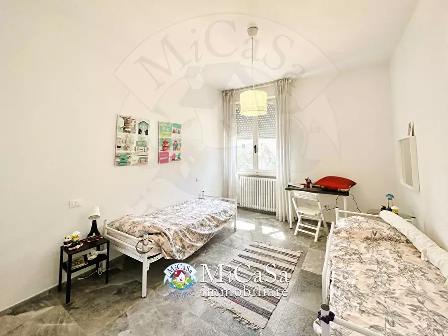 Immagine 23 di Casa bifamiliare in affitto  a Pisa