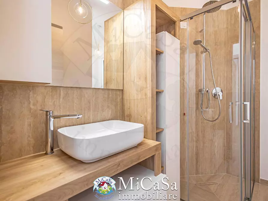 Immagine 13 di Appartamento in affitto  a Pisa