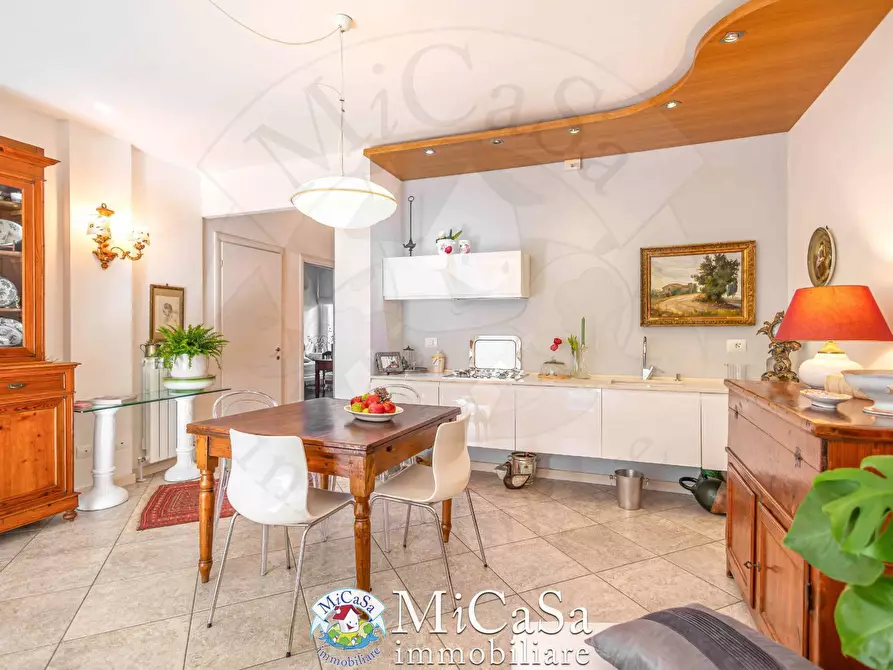 Immagine 6 di Appartamento in vendita  a Pisa