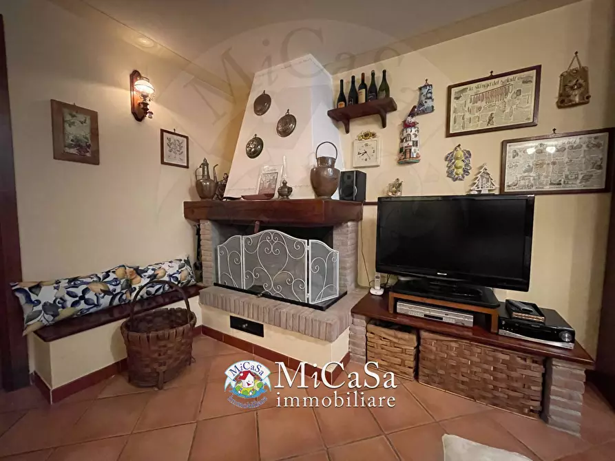 Immagine 40 di Casa semindipendente in vendita  a Calci