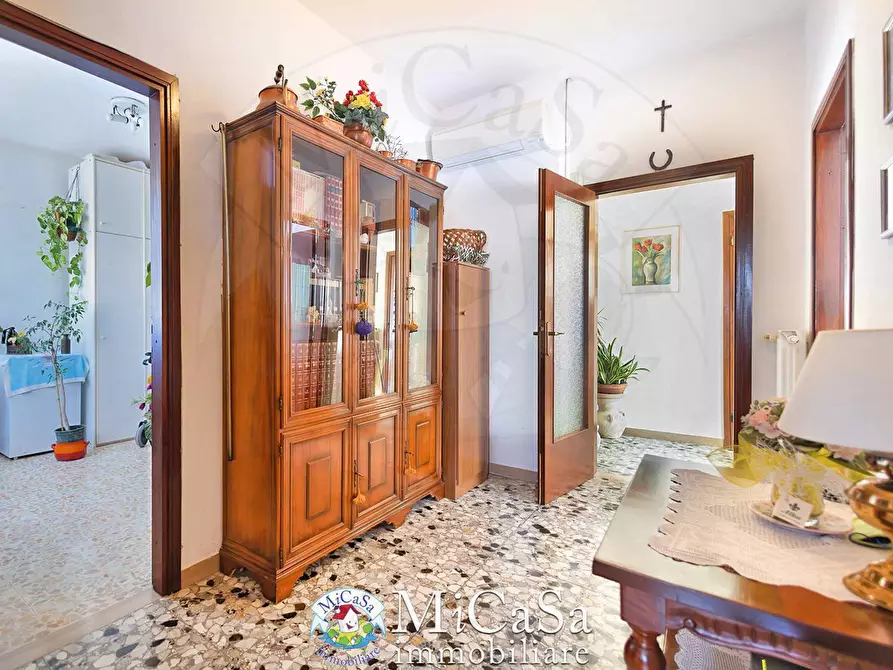 Immagine 5 di Appartamento in vendita  a Pisa