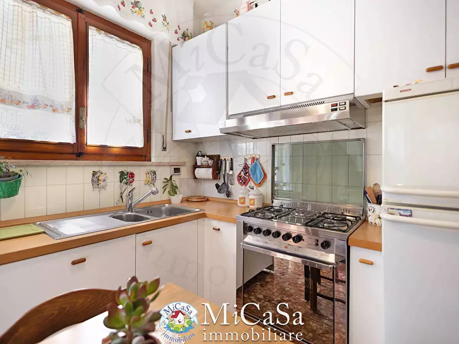 Immagine 8 di Appartamento in vendita  a Pisa