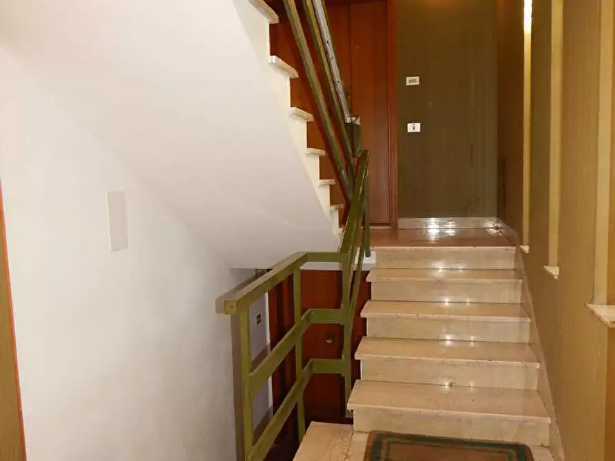 Immagine 17 di Mansarda in vendita  a Pisa