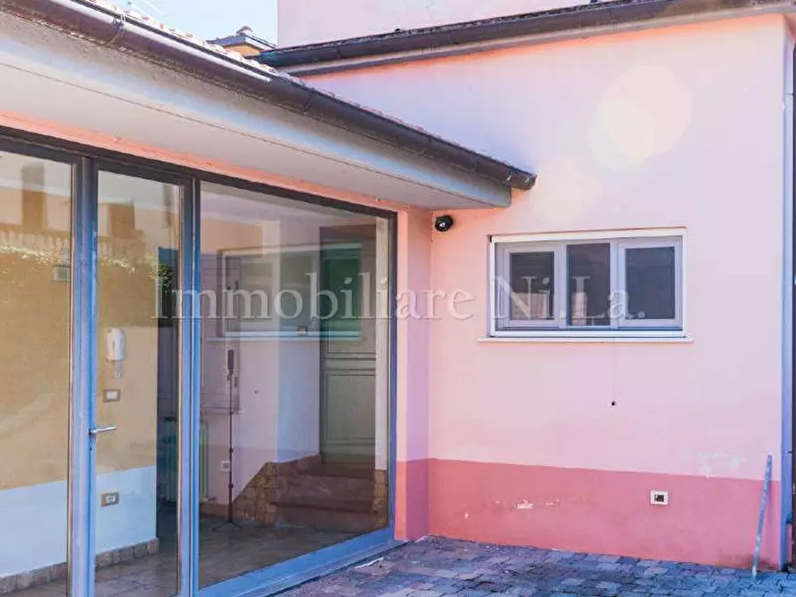 Immagine 27 di Appartamento in vendita  a Pisa