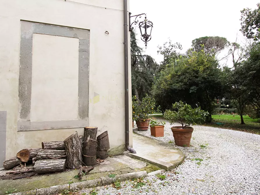 Immagine 10 di Villa in vendita  a San Giuliano Terme