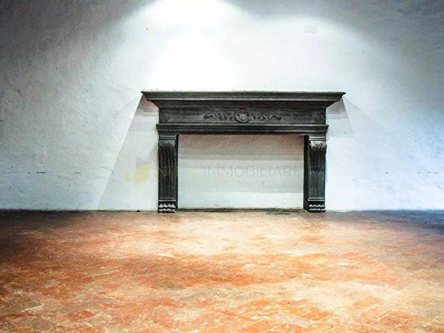 Immagine 22 di Villa in vendita  a San Giuliano Terme