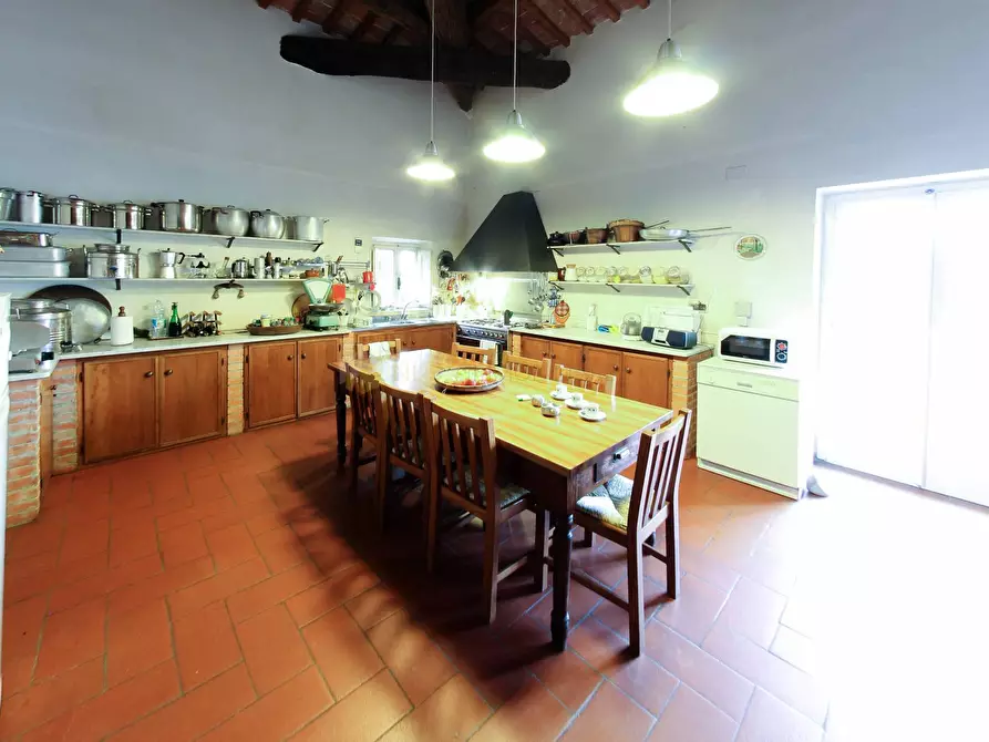 Immagine 25 di Villa in vendita  a San Giuliano Terme