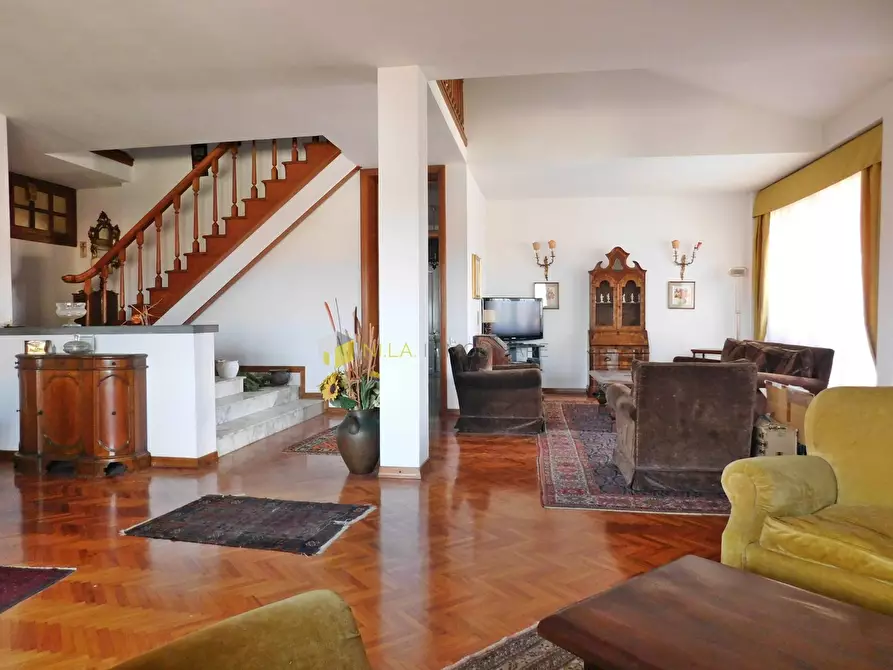 Immagine 5 di Mansarda in vendita  a Pisa