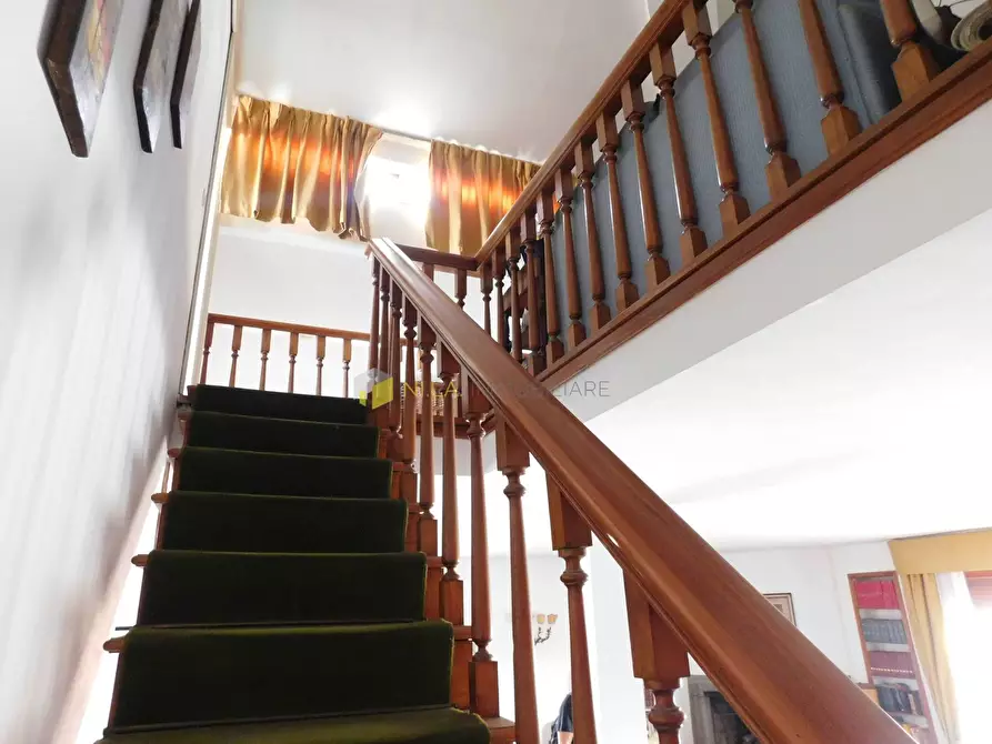 Immagine 11 di Mansarda in vendita  a Pisa