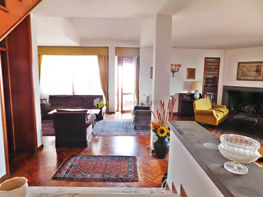 Immagine 13 di Mansarda in vendita  a Pisa