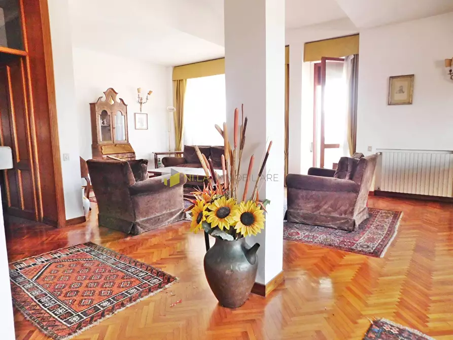 Immagine 16 di Mansarda in vendita  a Pisa