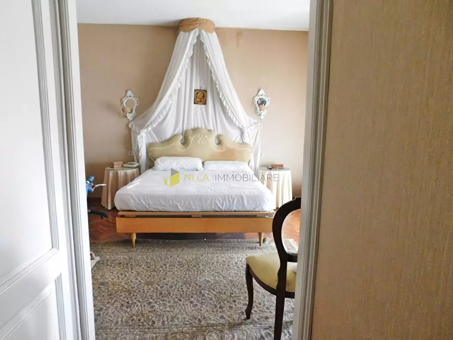 Immagine 18 di Mansarda in vendita  a Pisa