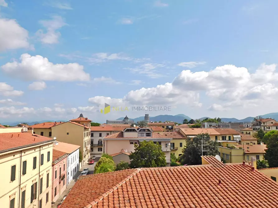 Immagine 26 di Mansarda in vendita  a Pisa