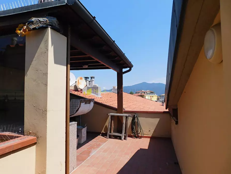 Immagine 41 di Mansarda in vendita  a Pisa