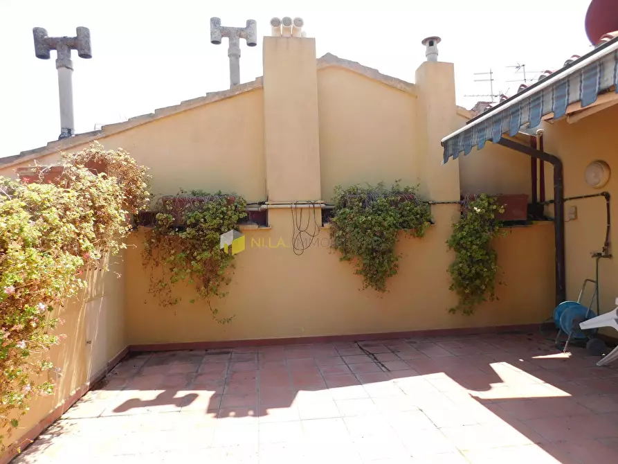 Immagine 44 di Mansarda in vendita  a Pisa