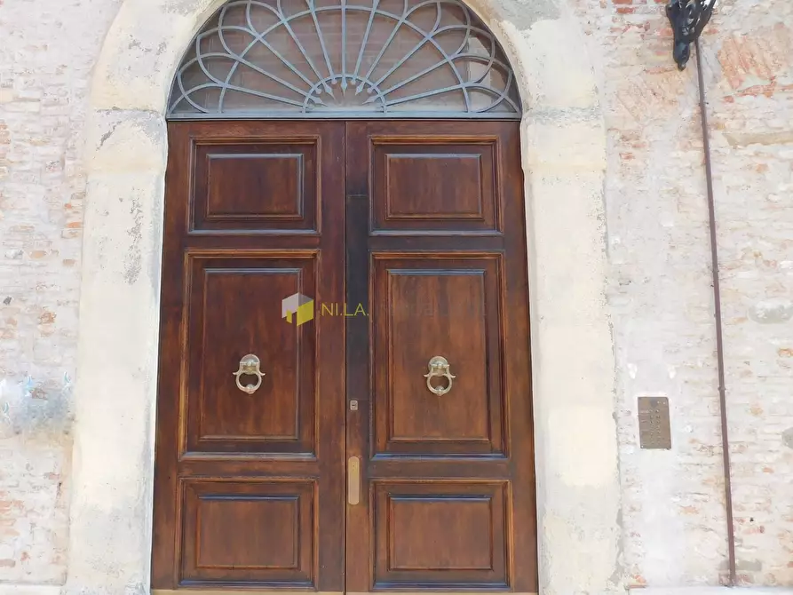 Immagine 50 di Mansarda in vendita  a Pisa