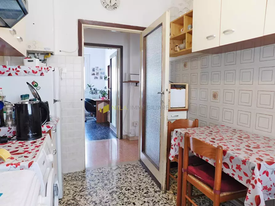 Immagine 15 di Appartamento in vendita  a Pisa