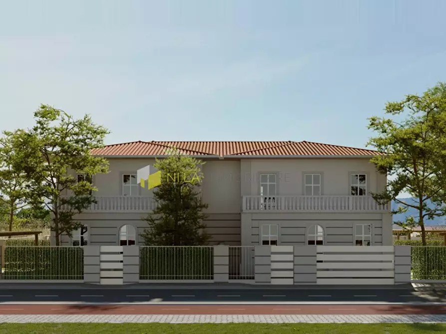 Immagine 7 di Villa in vendita  a San Giuliano Terme