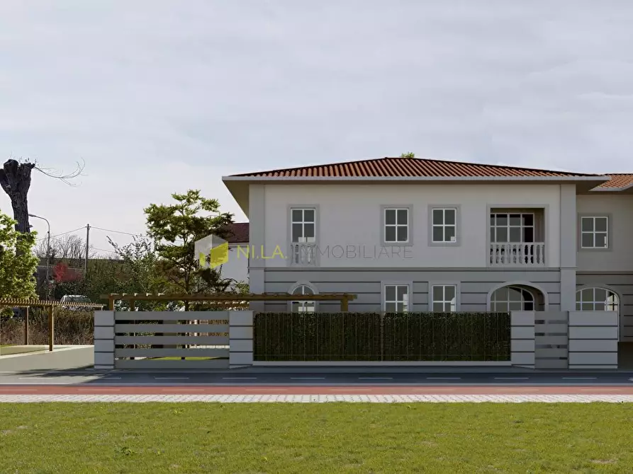 Immagine 13 di Villa in vendita  a San Giuliano Terme