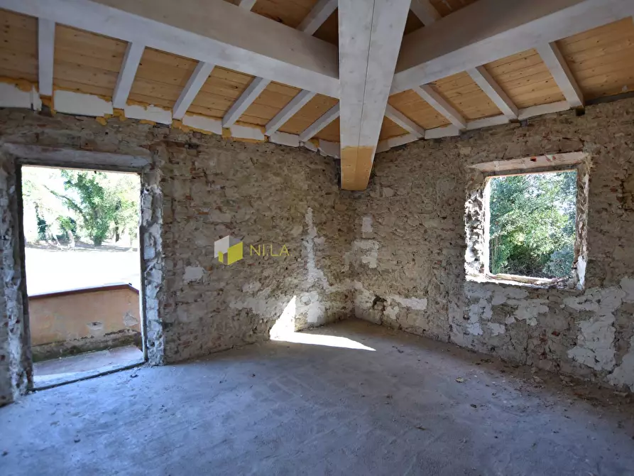 Immagine 2 di Appartamento in vendita  a Pisa