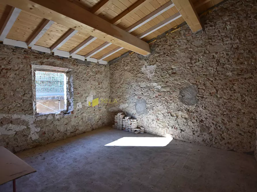 Immagine 15 di Appartamento in vendita  a Pisa