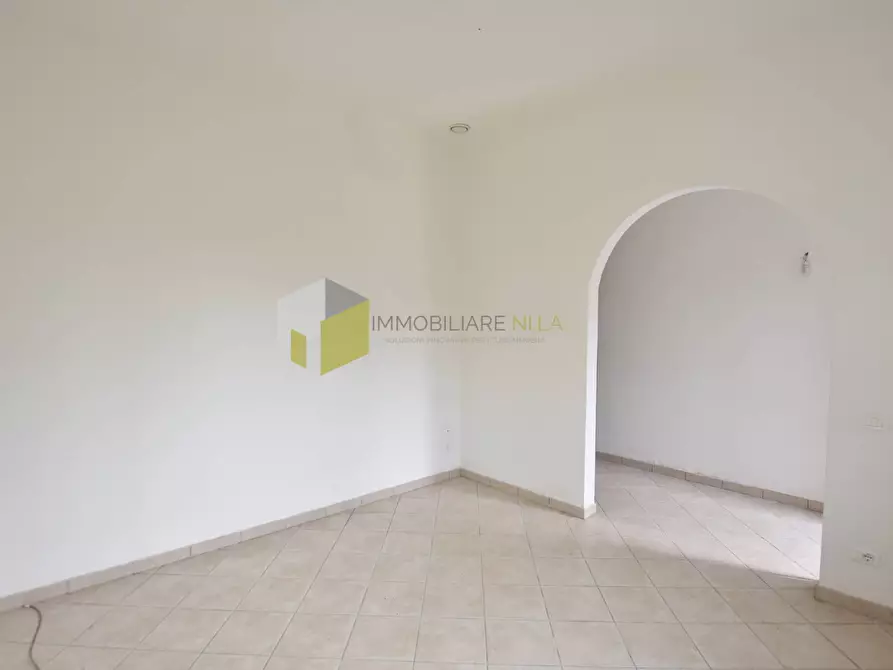 Immagine 4 di Villa in vendita  a San Giuliano Terme